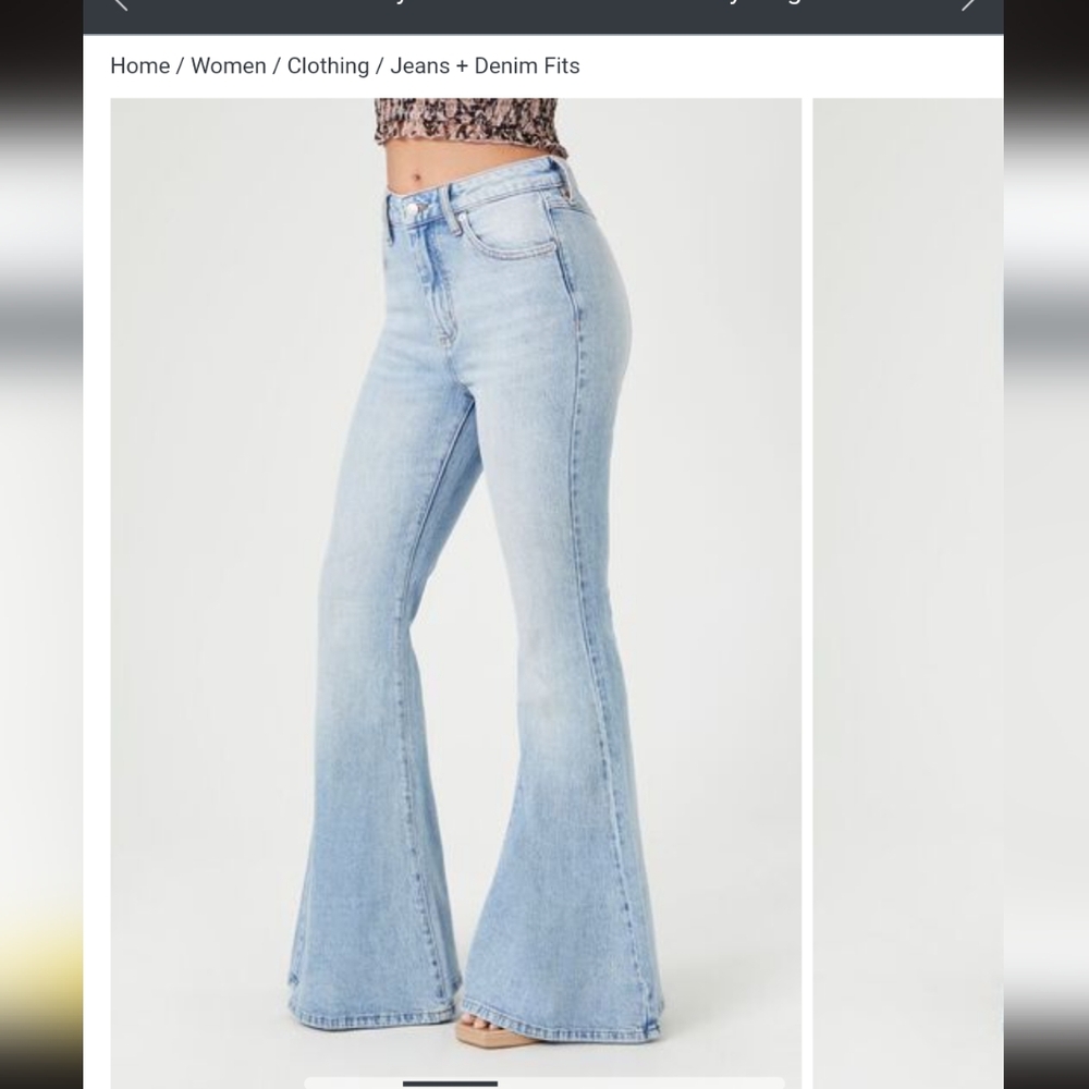 NWT Forever 21 Flare High-Rise Jeans 26